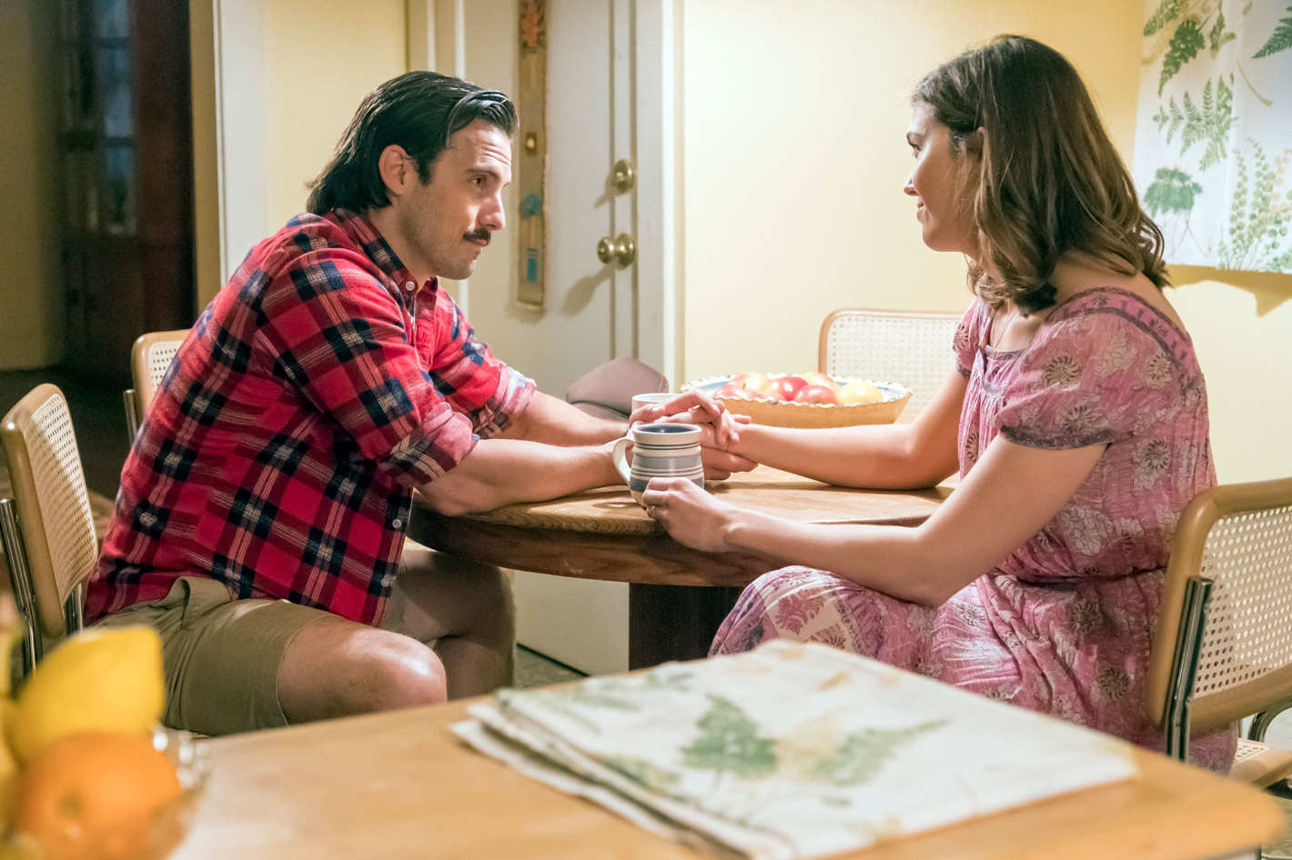 This is us english. Джек и ребекка пирсон. This is us series. Это мы (this is us) 2016. This is us english.